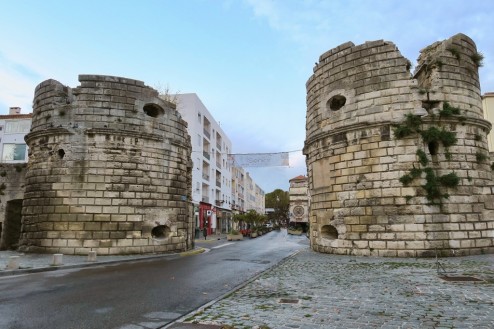 Arles-Old-City-Gates-494x329