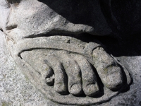 17-missiond-cemeteryfoot