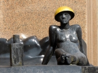 02-berlin-fountain