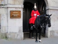 43-london-guard_