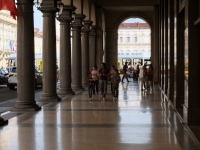 06-porticoto-piazza-reale