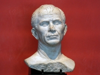 arles_caesar