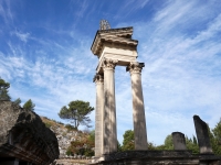 glanum_temple_2