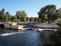 nimes_jardain_fontaine