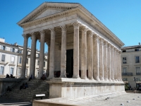 nimes_maison_caree