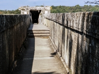 pont_du_gard_aqueduct_channel_2