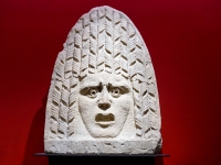 vaison_funeral_mask